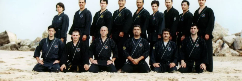 Curso año 2000 Costa Caparica Portugal. cinturones negros